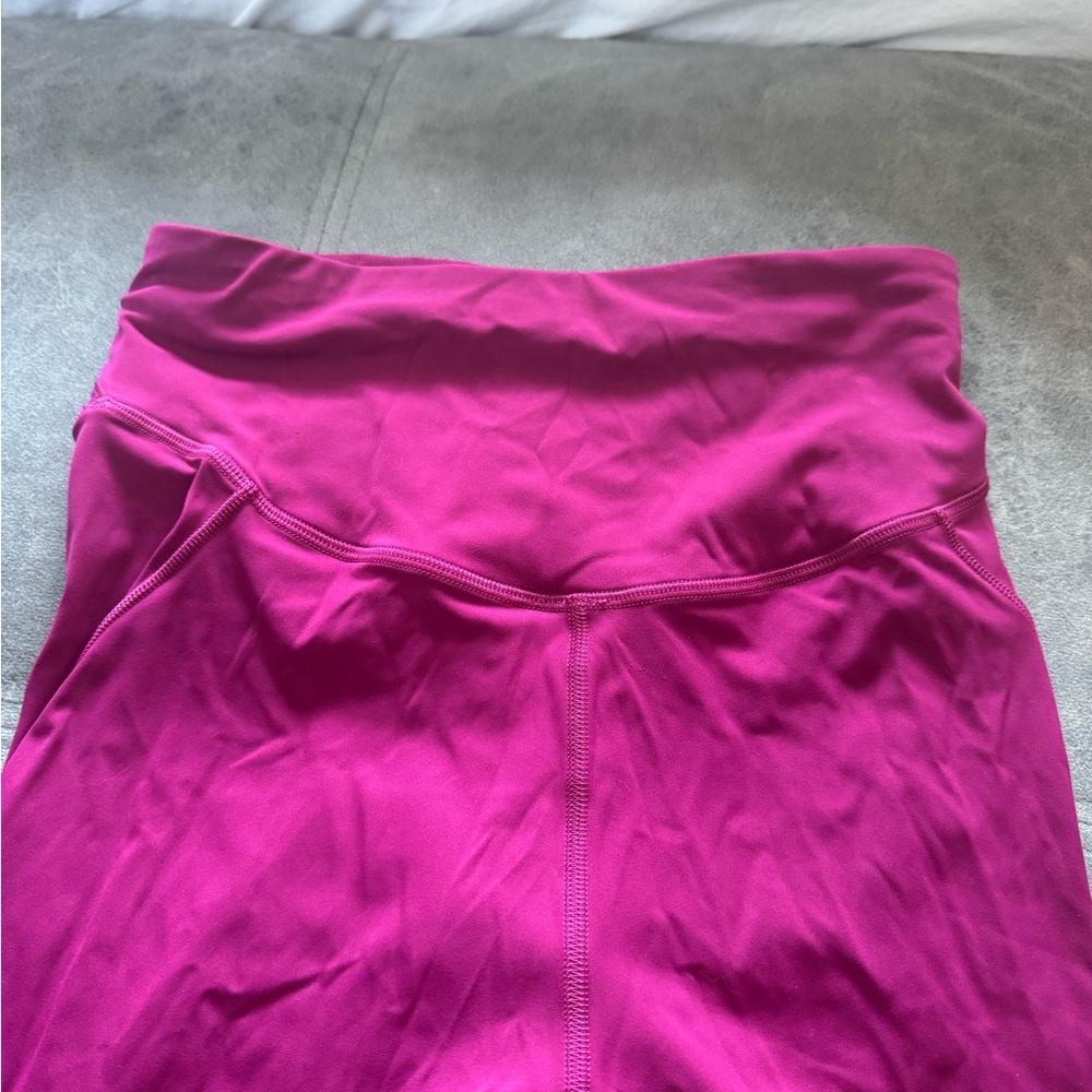 Lululemon base pace high rise tight 25” Magenta - Picture 4 of 6
